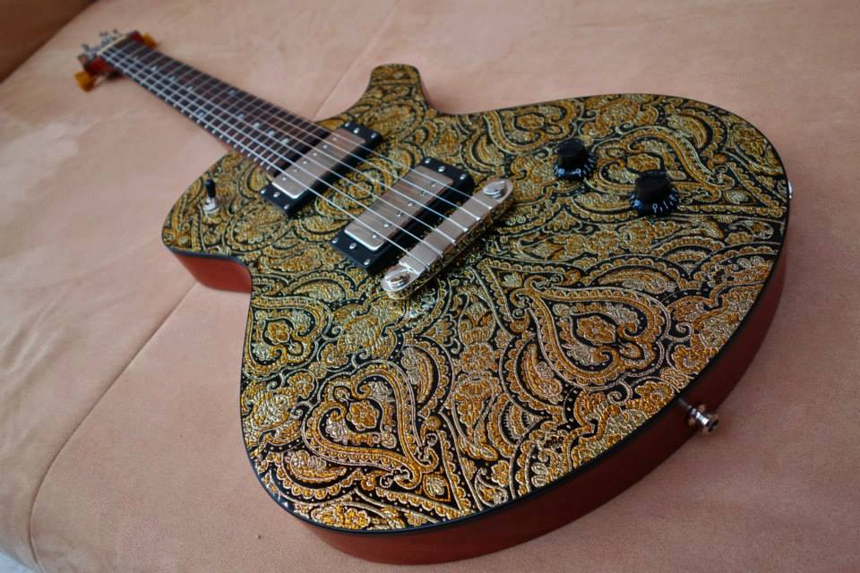 frank-hartung-guitar-black-rose-body